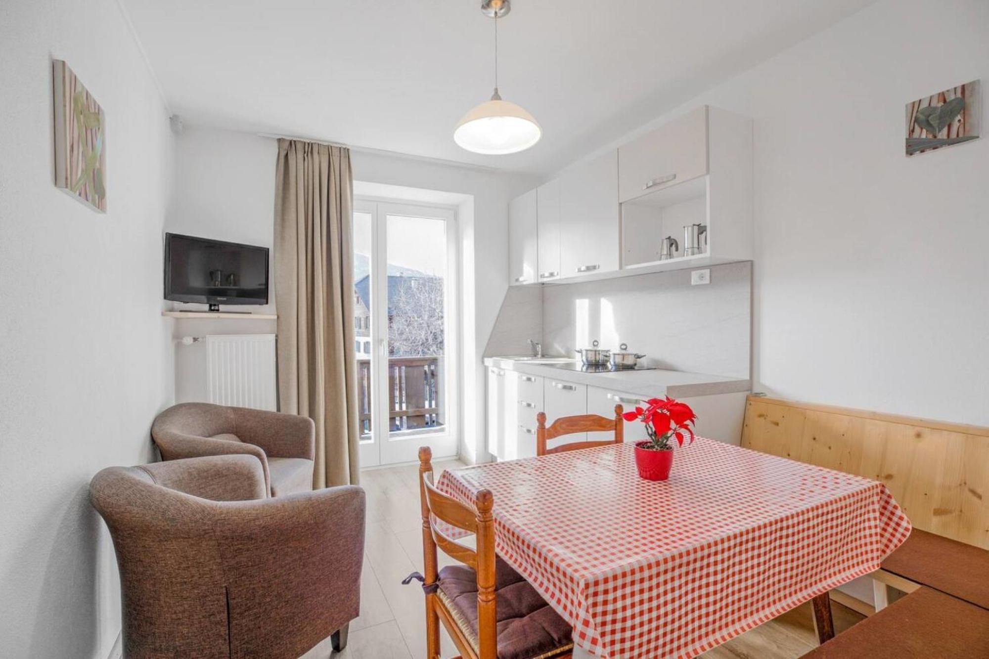 Residence Kruma Olang ภายนอก รูปภาพ