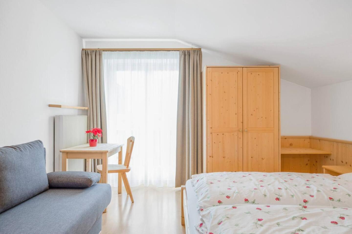 Residence Kruma Olang ภายนอก รูปภาพ